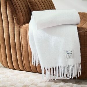 White faux-mohair throw blanket NWT